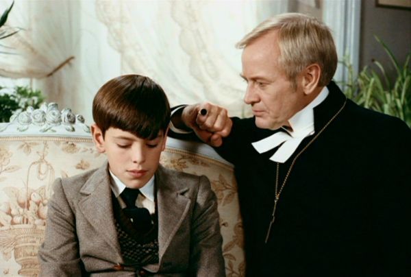 Bergman Fanny & Alexander image